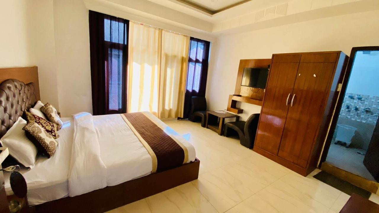 Hotel Purnima Riverside カソル エクステリア 写真