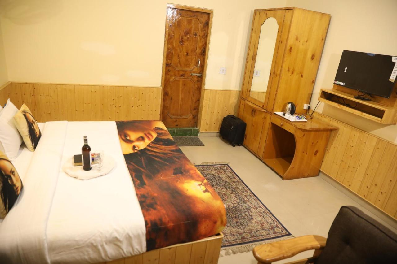 Hotel Purnima Riverside カソル エクステリア 写真